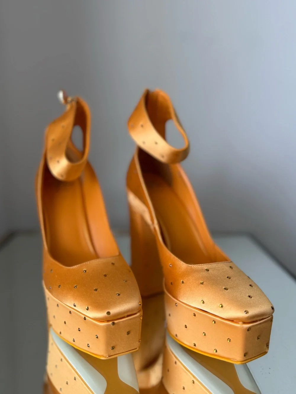 New Jimmy CHOO Sailor Moon Venus Platform 140 Orange Platform Pumps Crystals
